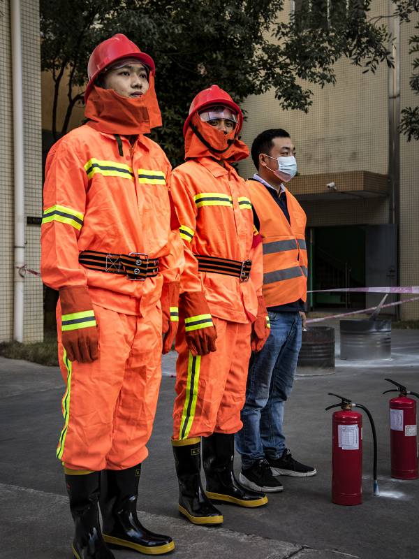 達(dá)森部分消防員