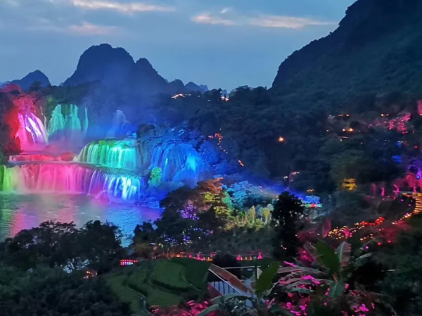 達森燈光-德天夜景